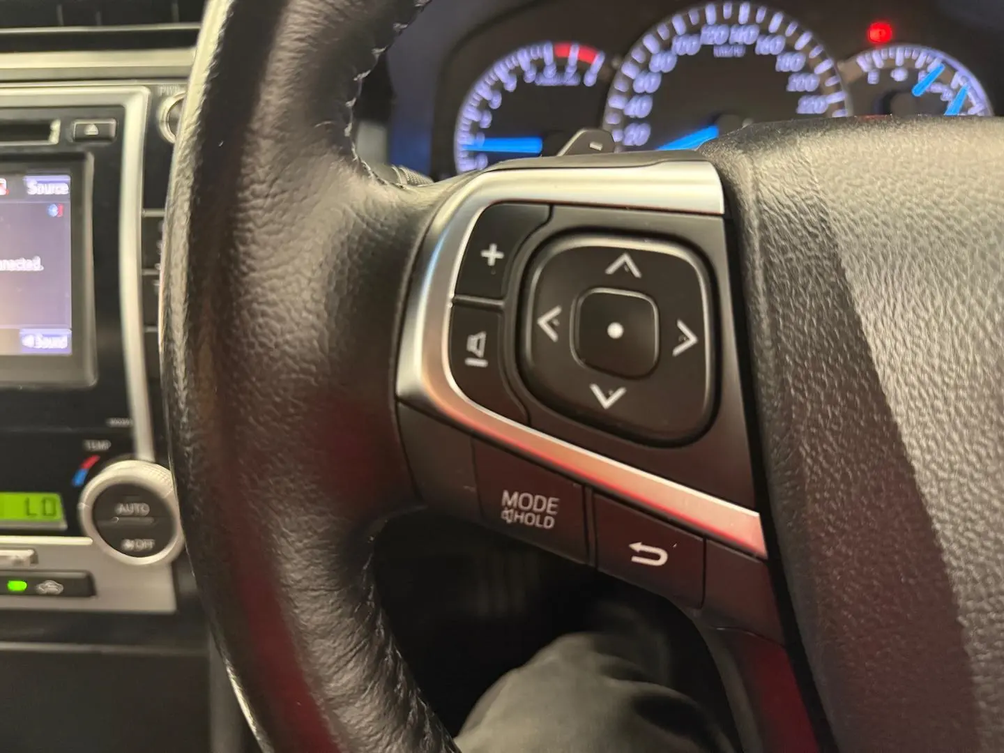 2015 Toyota Camry Gallery Image 28