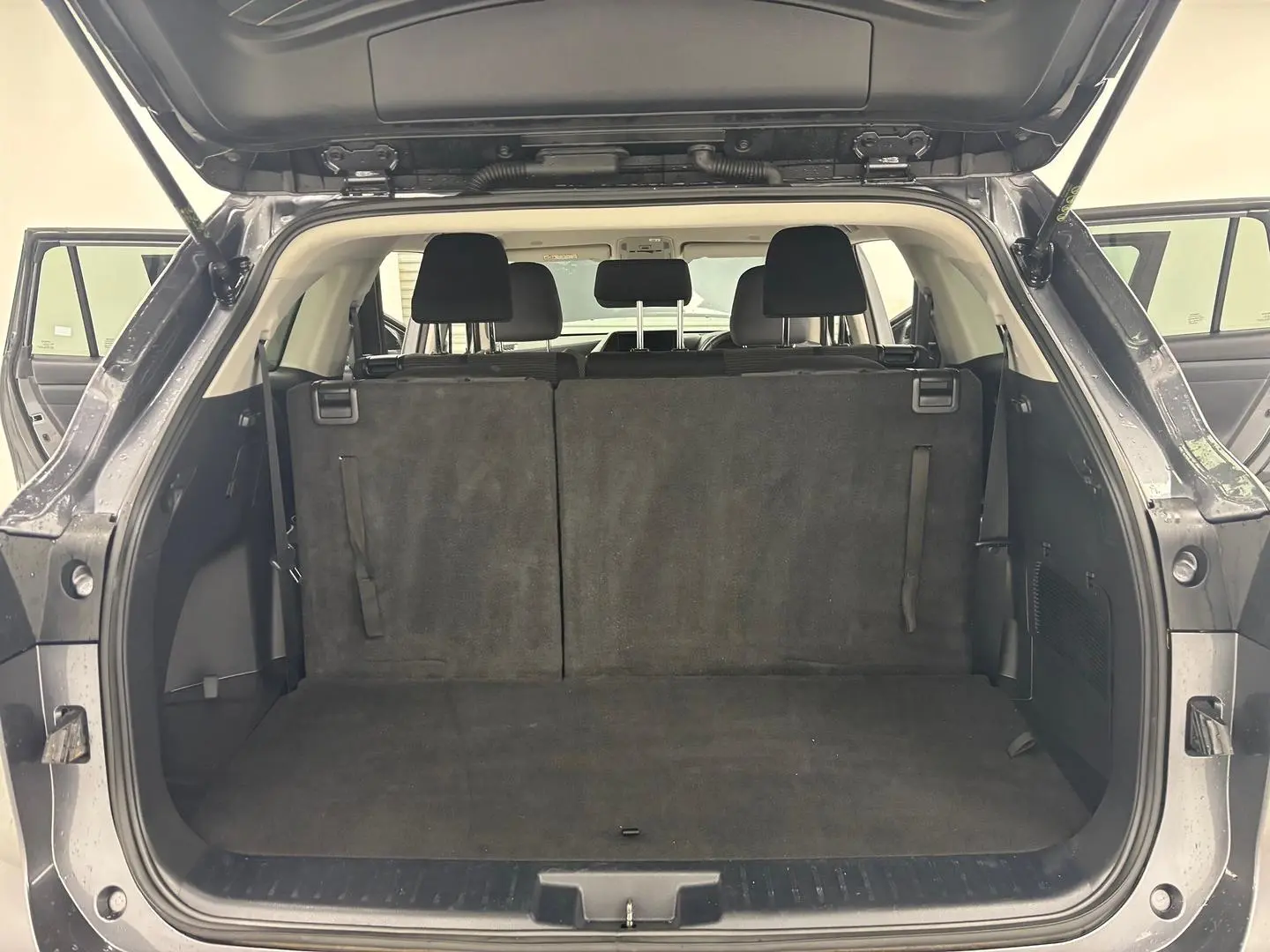 2023 Toyota Kluger Gallery Image 20