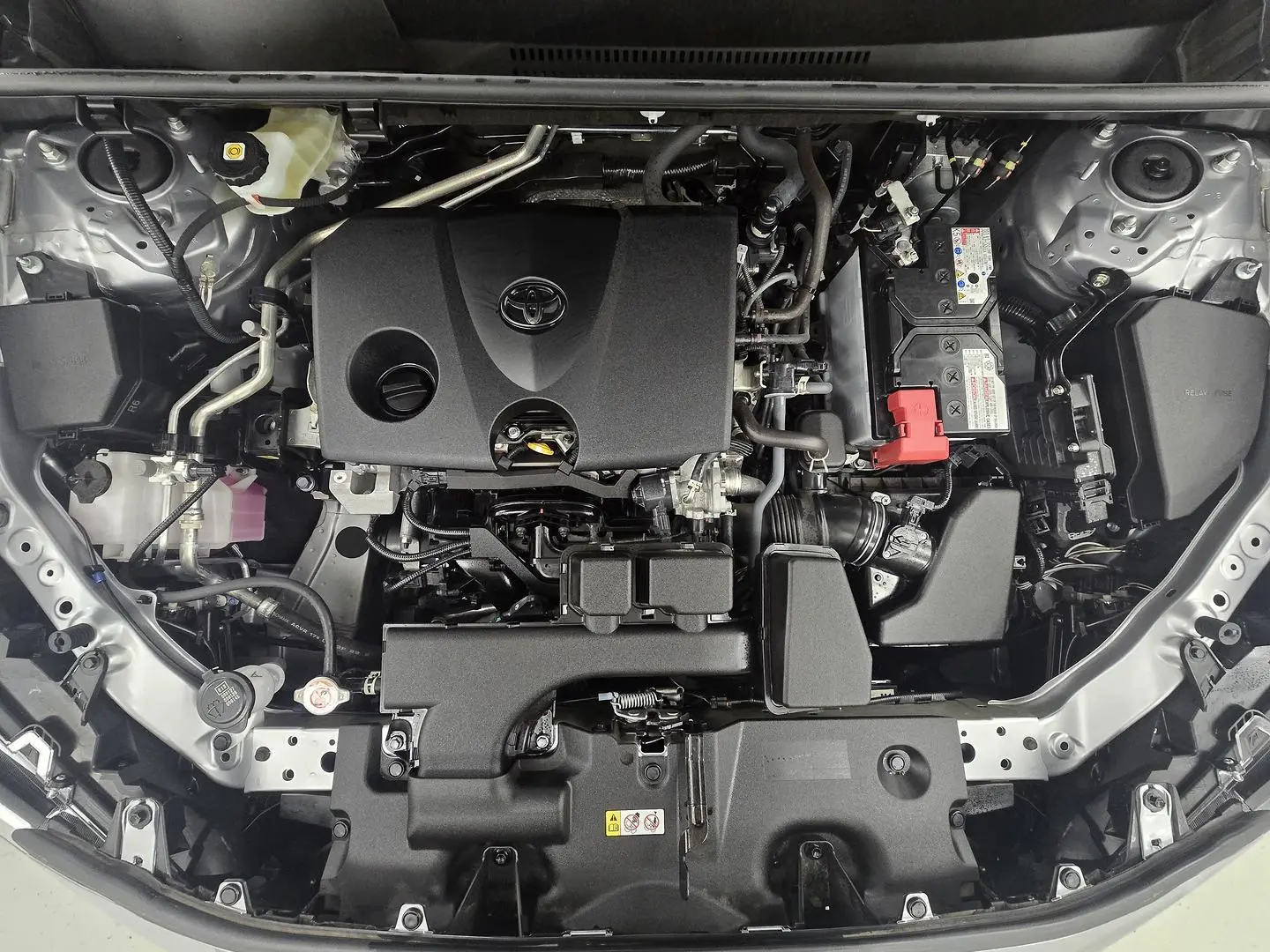 2022 Toyota RAV4 Gallery Image 15