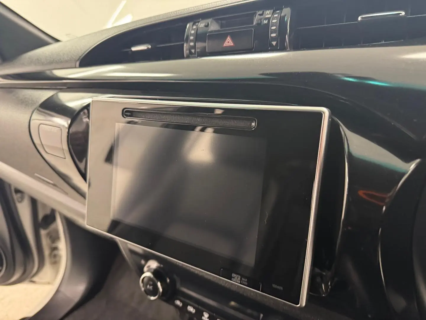 2019 Toyota Hilux Gallery Image 20