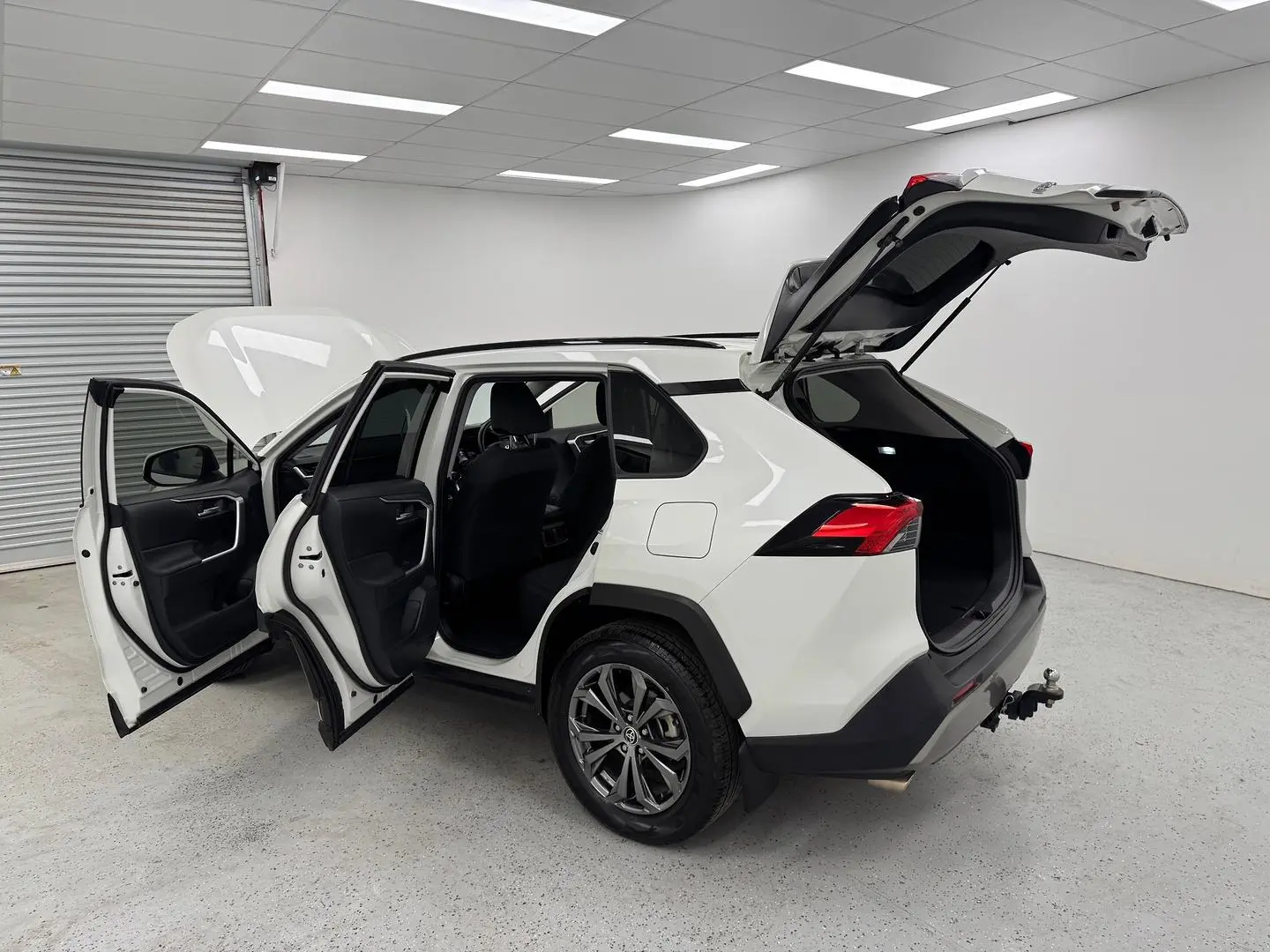2022 Toyota RAV4 Gallery Image 11