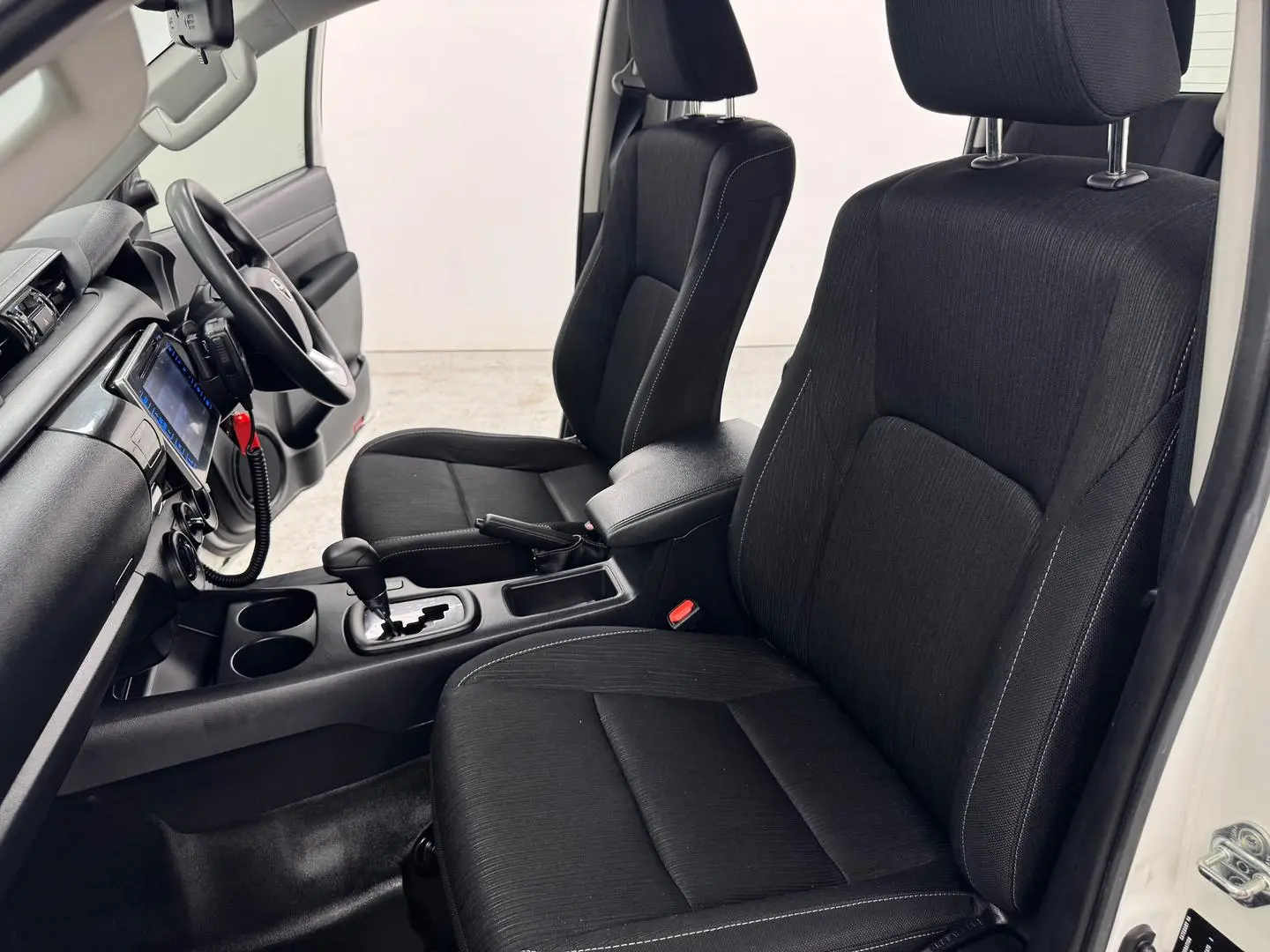 2020 Toyota Hilux Gallery Image 29