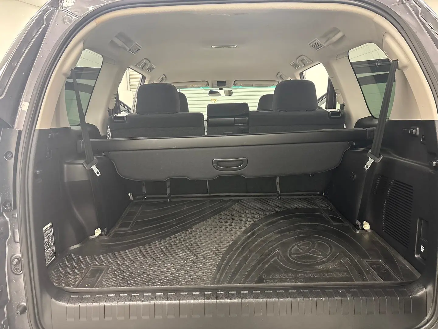 2015 Toyota Landcruiser Prado Gallery Image 20