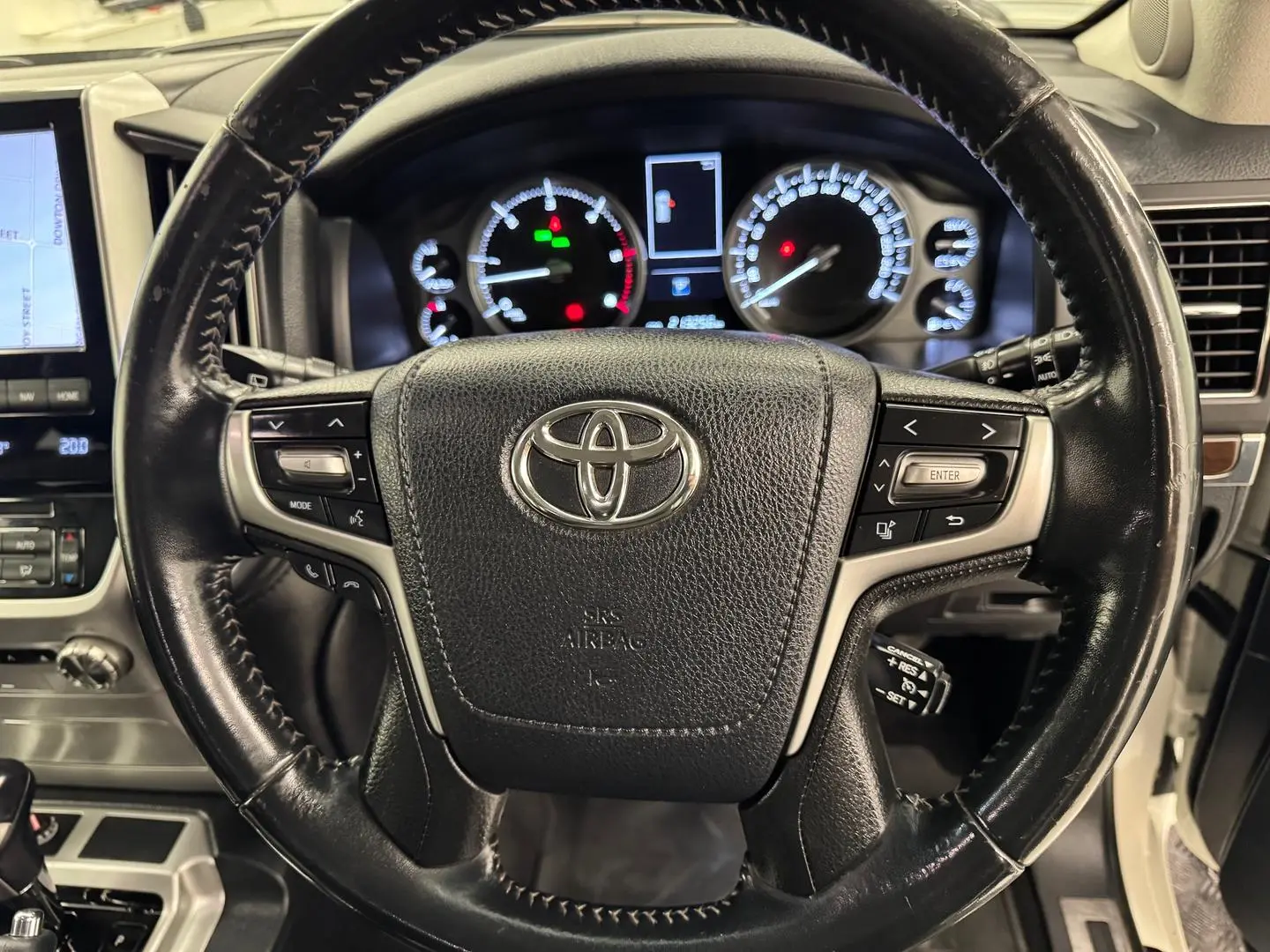 2020 Toyota Landcruiser Gallery Image 27