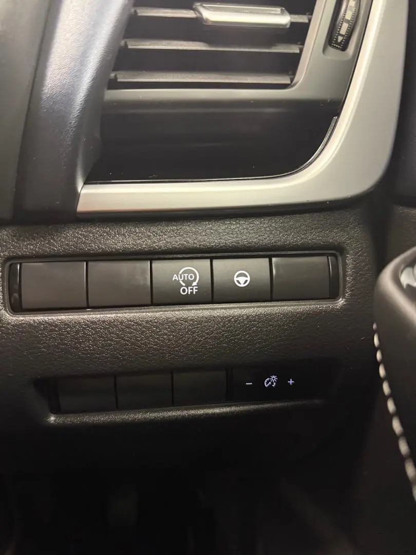 2024 Nissan QASHQAI Gallery Image 27