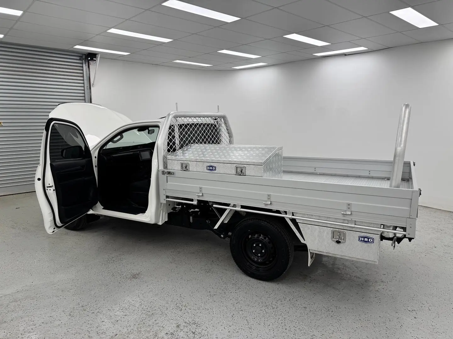 2020 Toyota Hilux Gallery Image 9