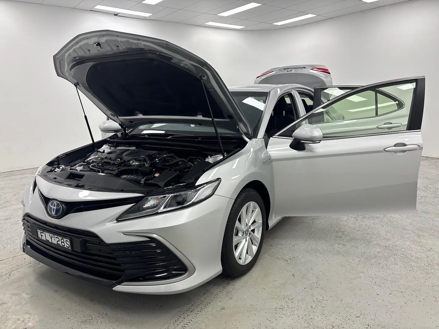 2024 Toyota Camry Gallery Image 14