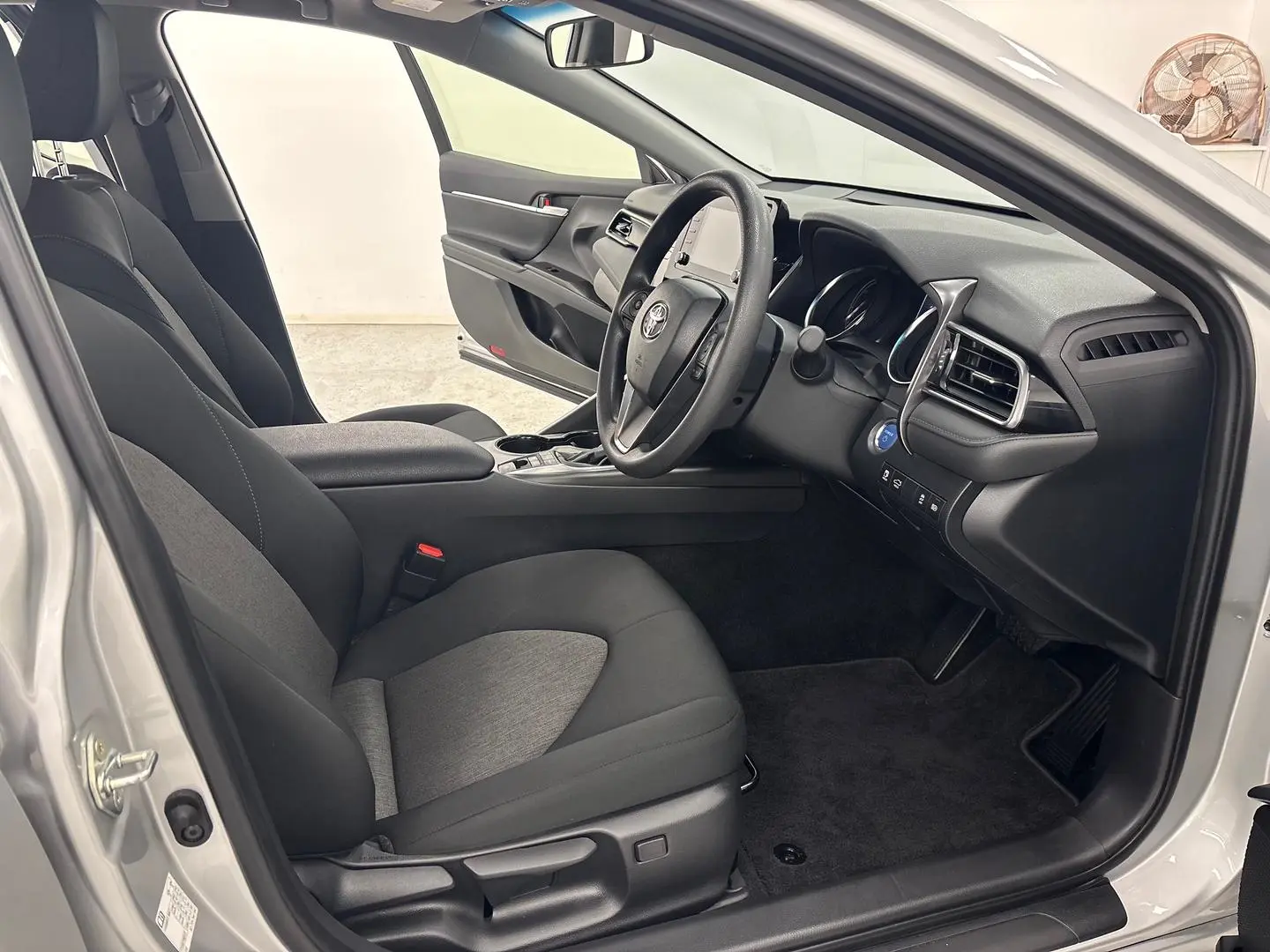 2024 Toyota Camry Gallery Image 21