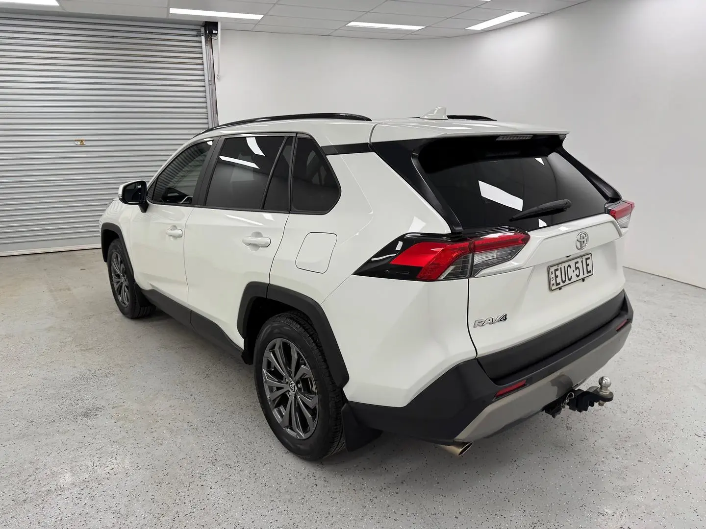 2022 Toyota RAV4 Gallery Image 5