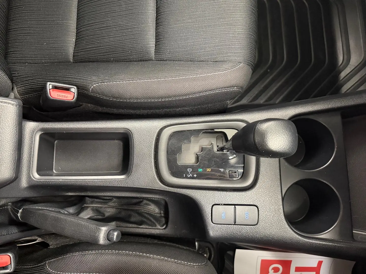 2023 Toyota Hilux Gallery Image 34