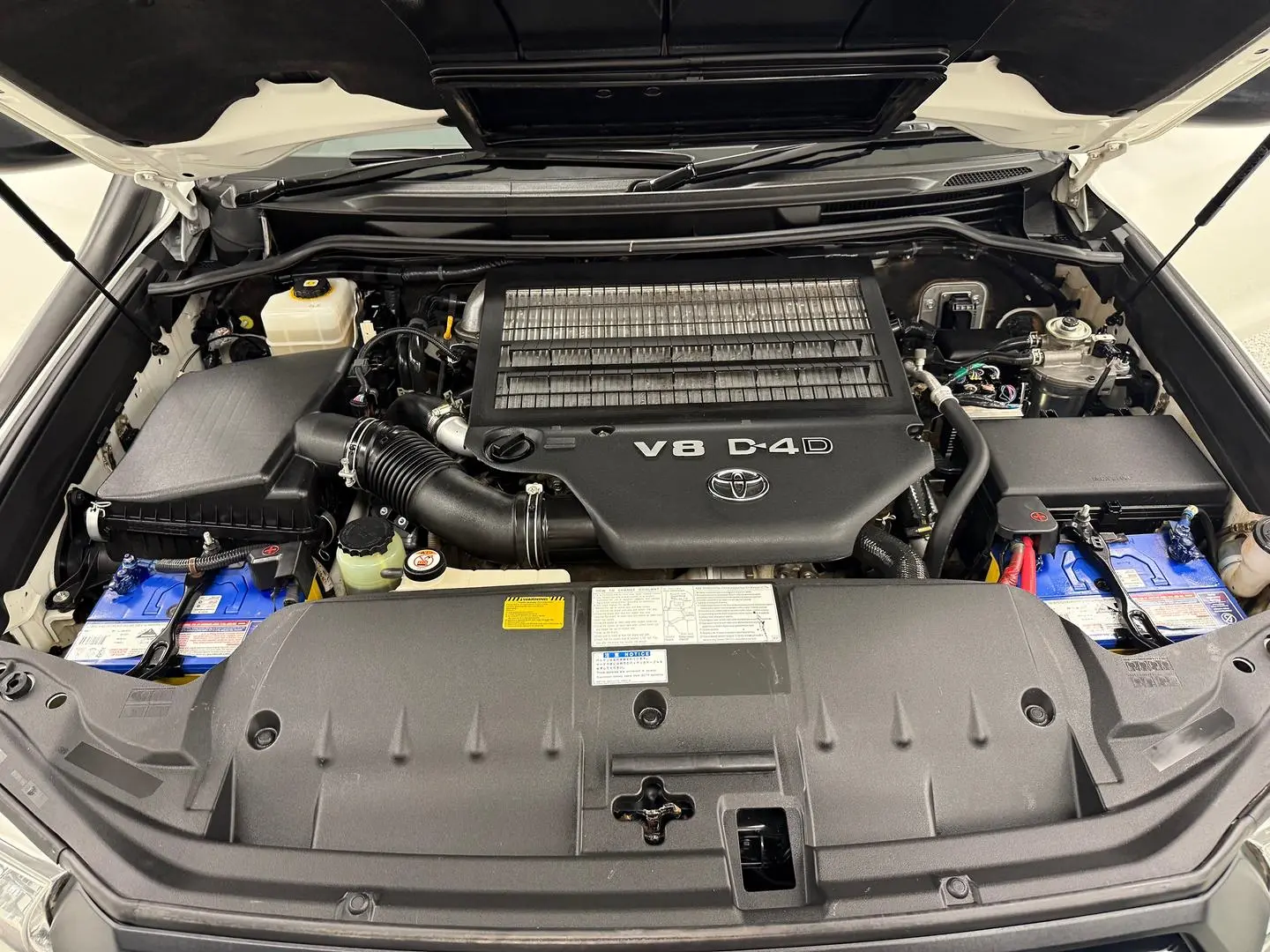 2020 Toyota Landcruiser Gallery Image 21