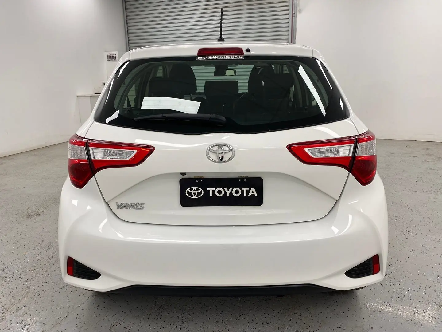 2019 Toyota Yaris Gallery Image 4