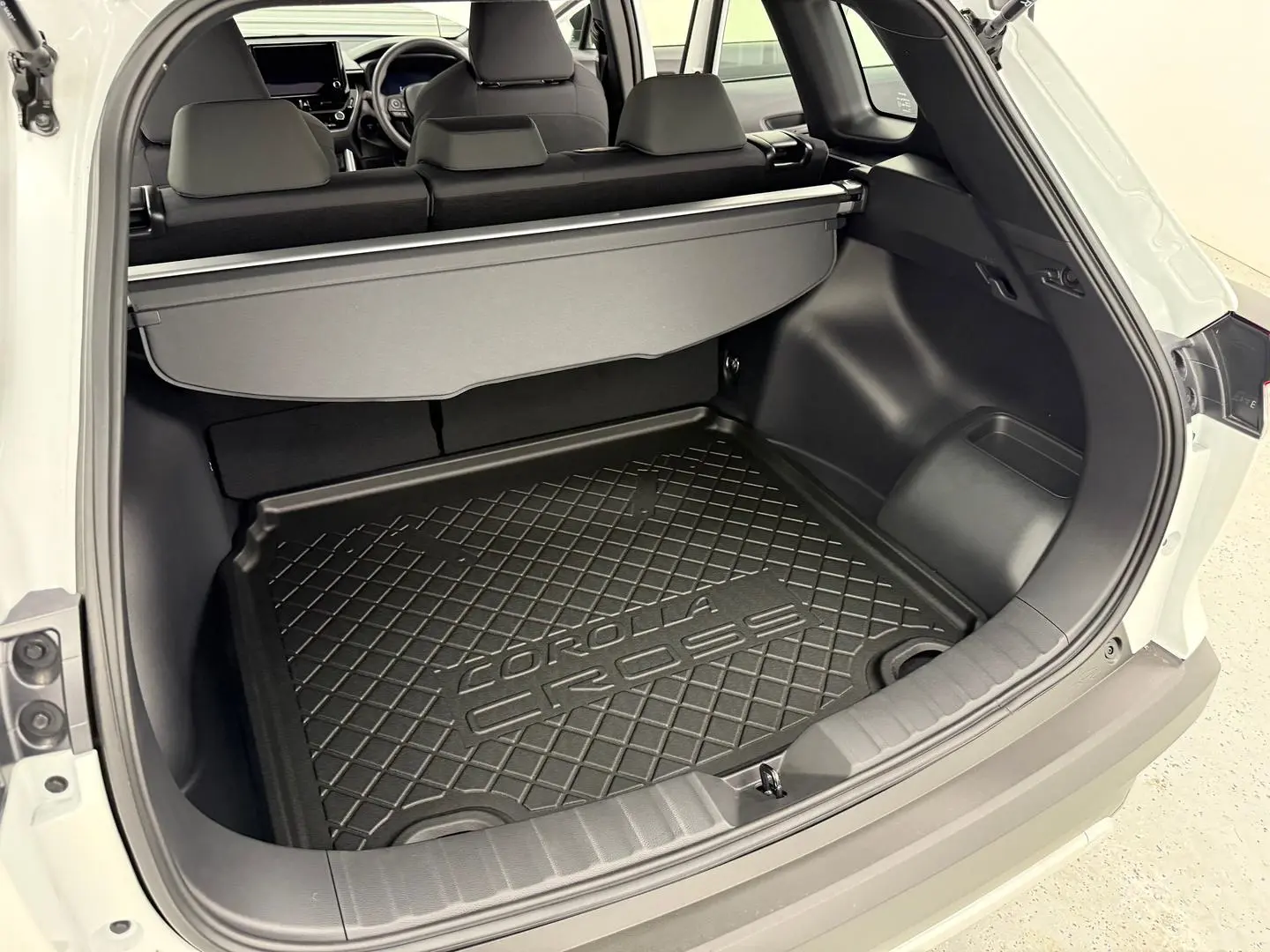 2025 Toyota Corolla Cross Gallery Image 17