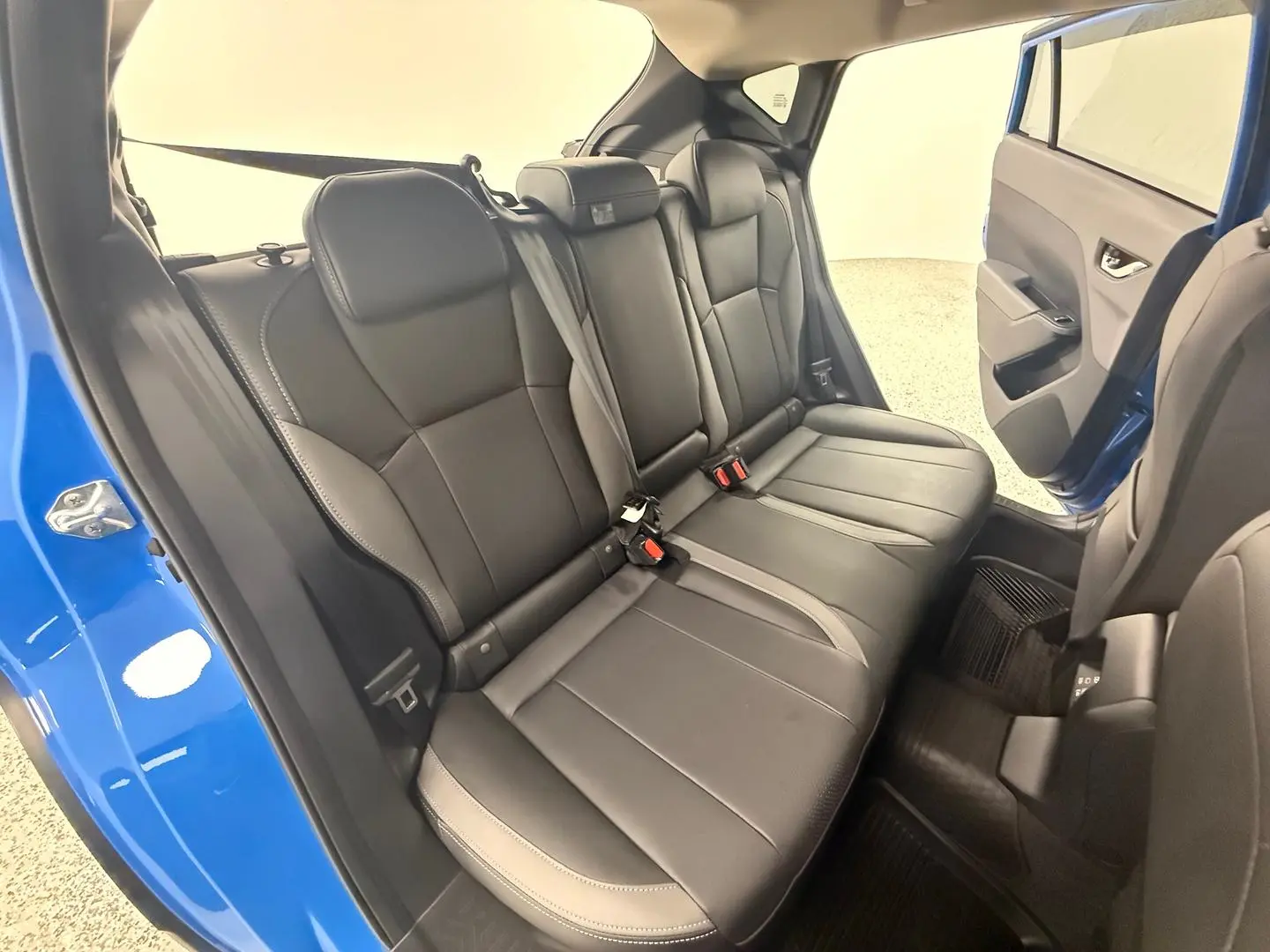 2025 Subaru Crosstrek Gallery Image 19