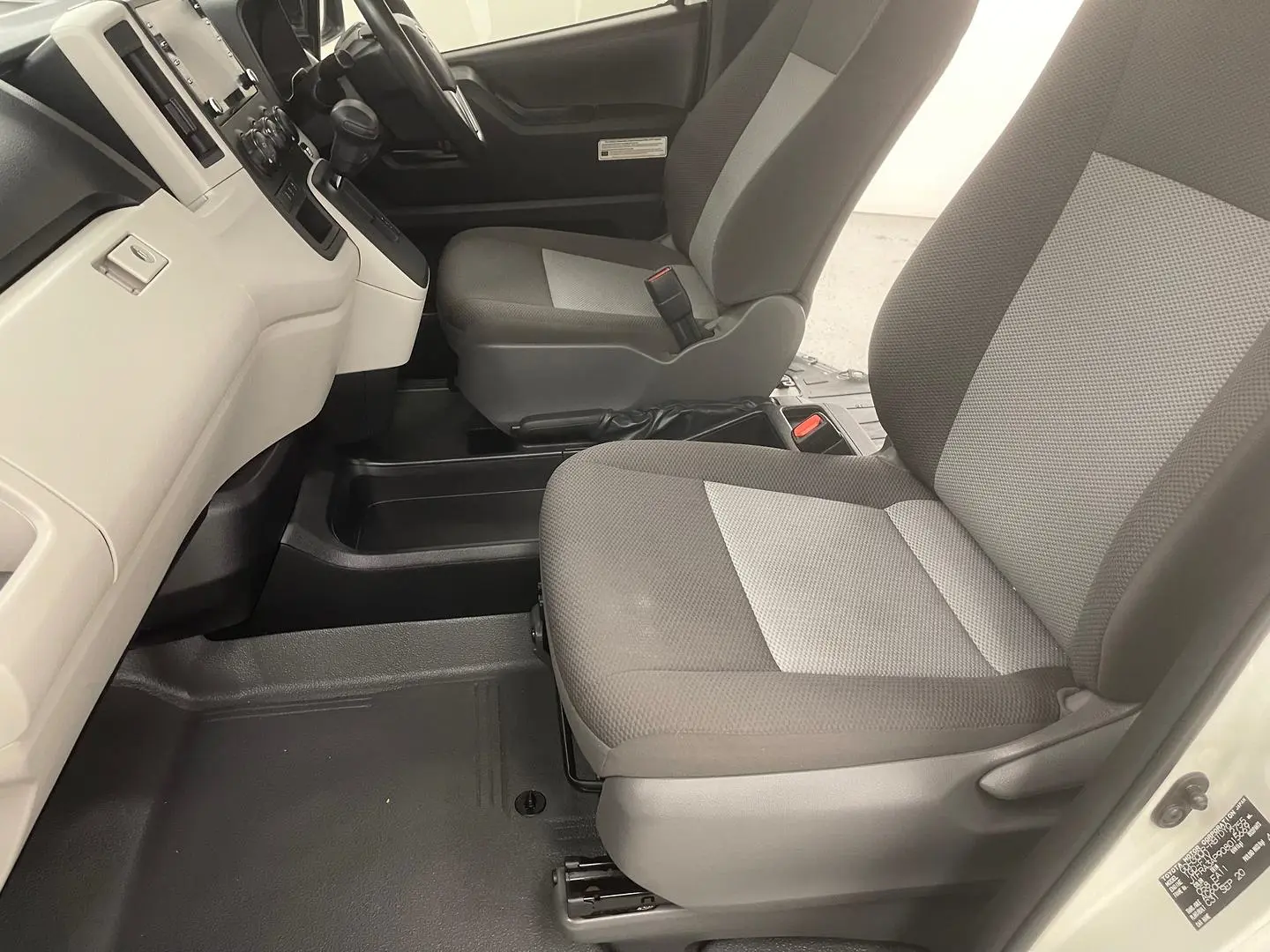 2020 Toyota Hiace Gallery Image 30