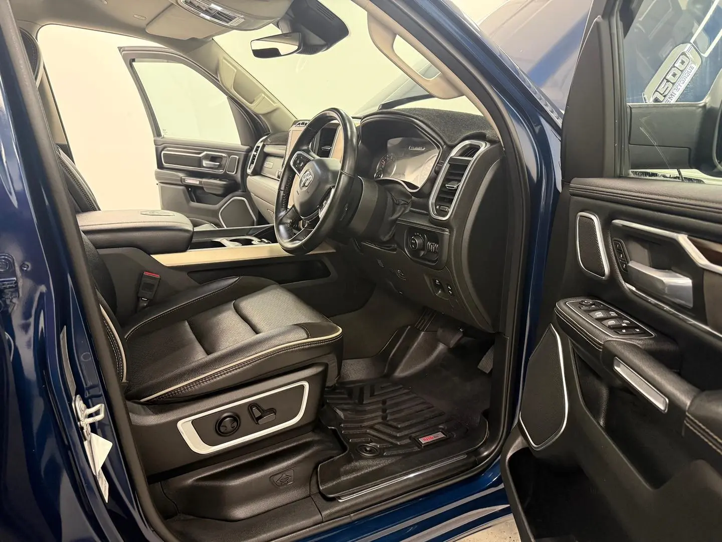 2022 RAM 1500 Gallery Image 21