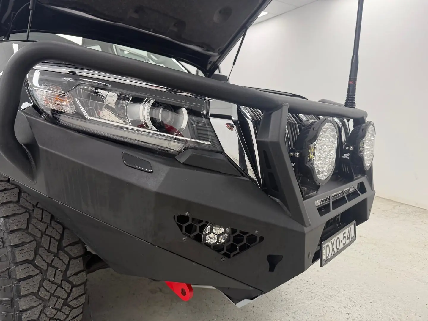 2018 Toyota Landcruiser Prado Gallery Image 25
