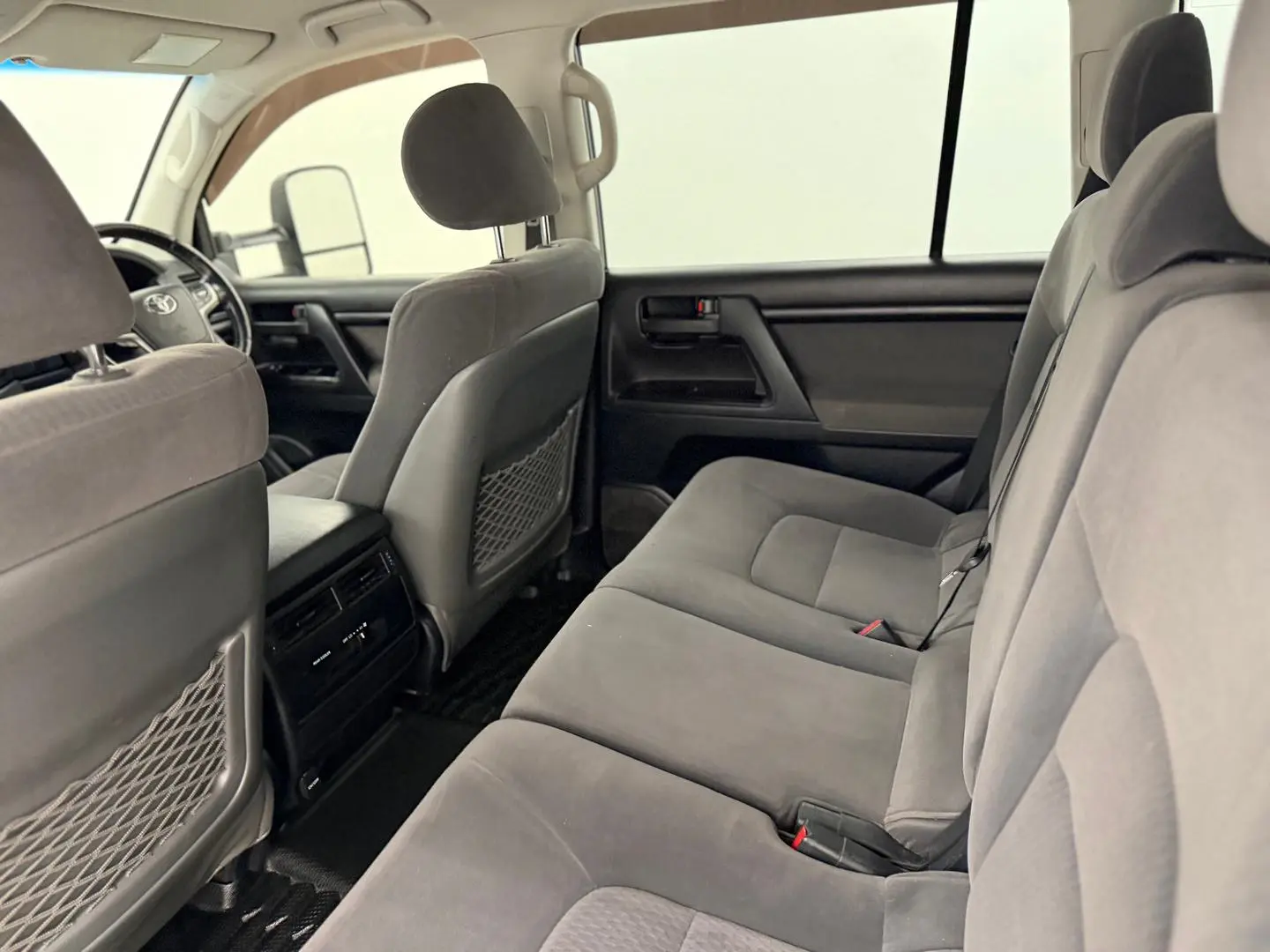 2020 Toyota Landcruiser Gallery Image 24