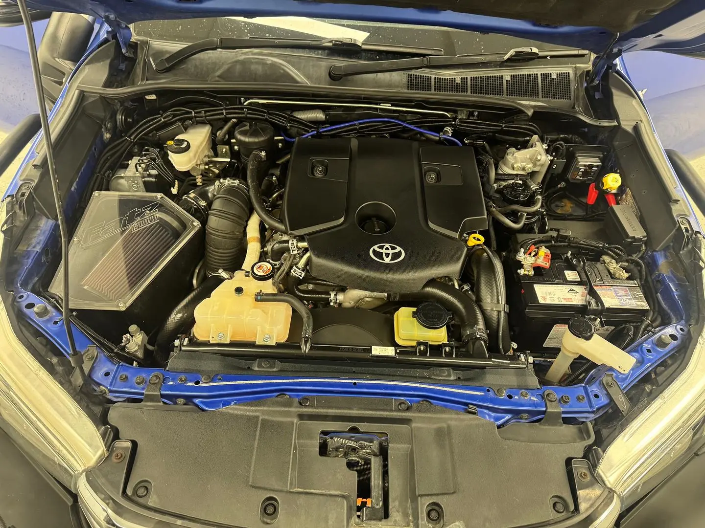 2016 Toyota Hilux Gallery Image 14