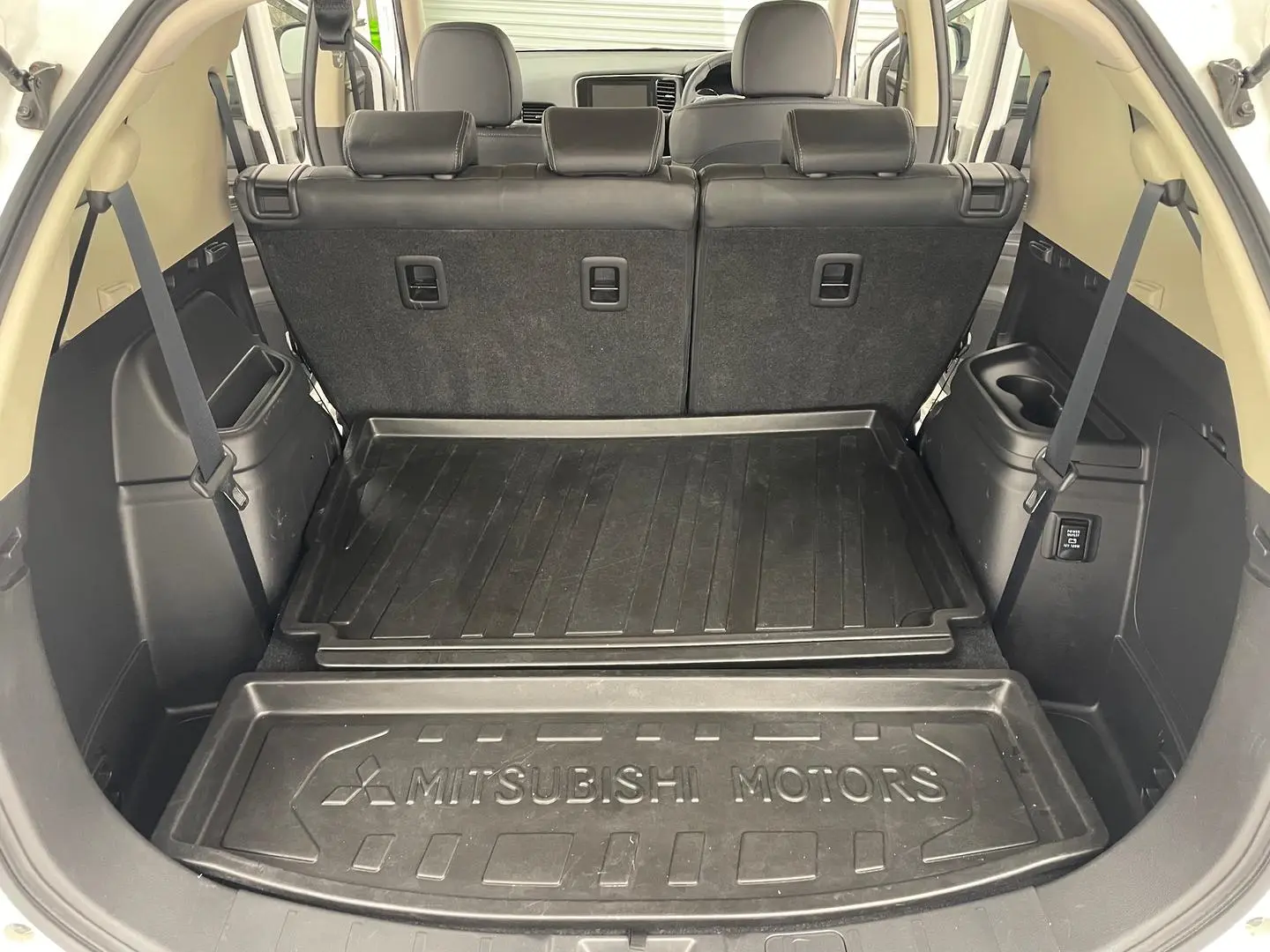 2019 Mitsubishi Outlander Gallery Image 20