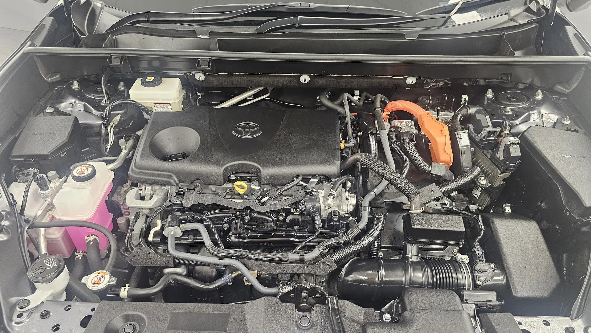 2022 Toyota RAV4 Gallery Image 27