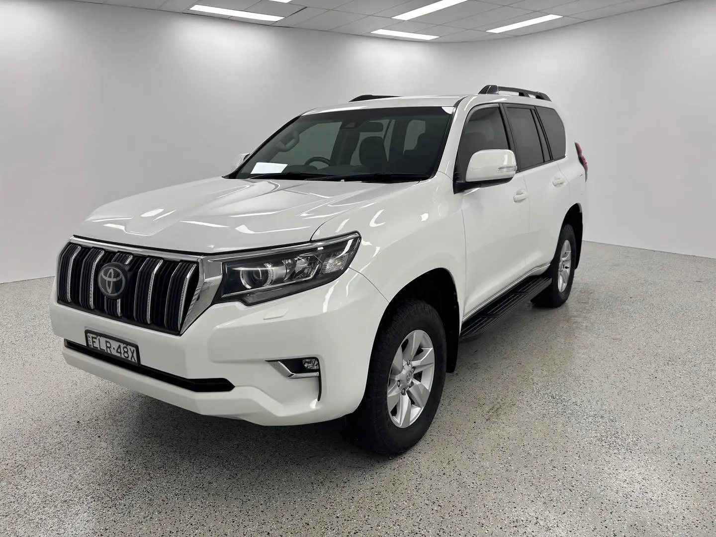 2018 Toyota Landcruiser Prado Gallery Image 7