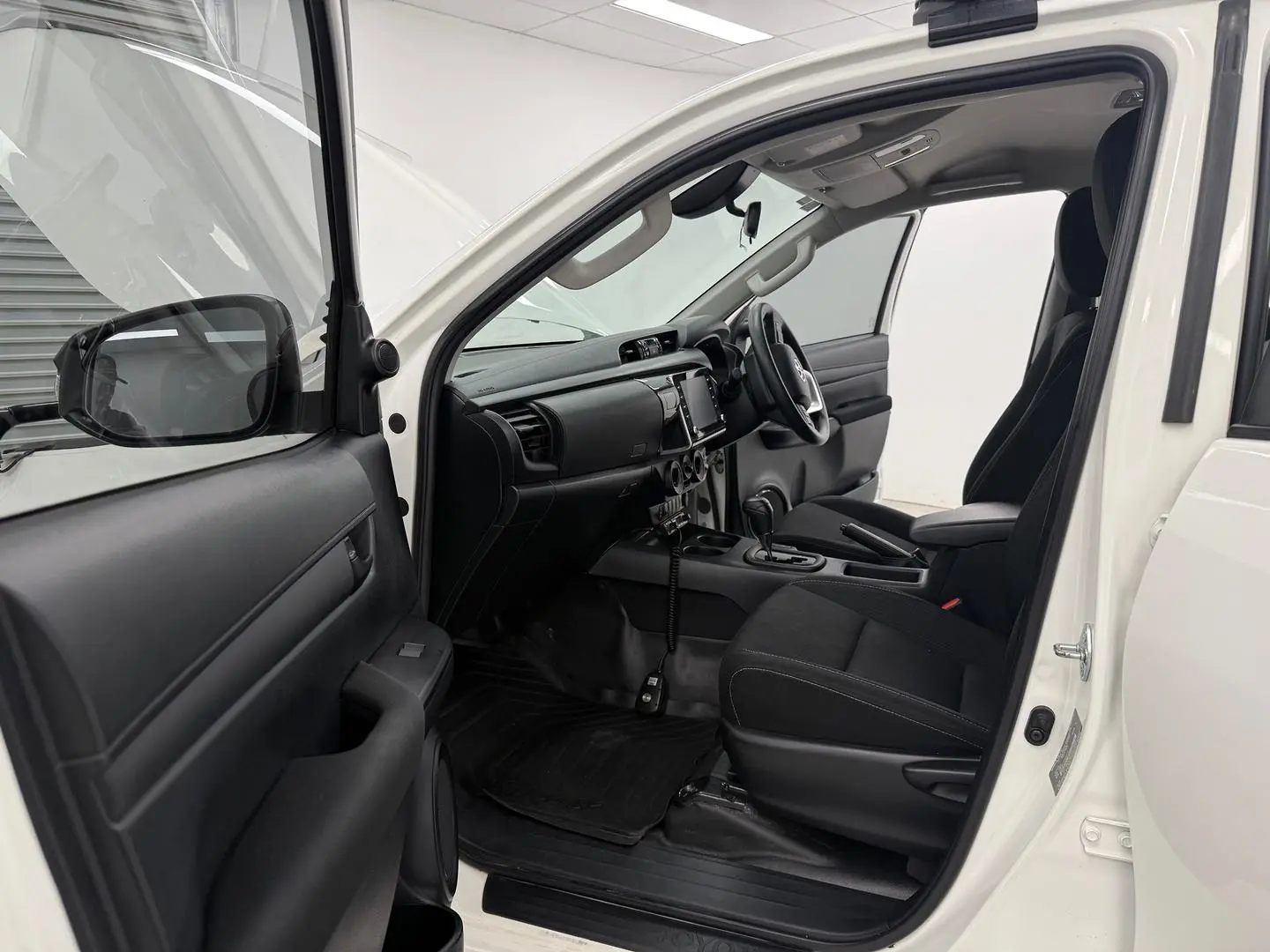 2020 Toyota Hilux Gallery Image 10