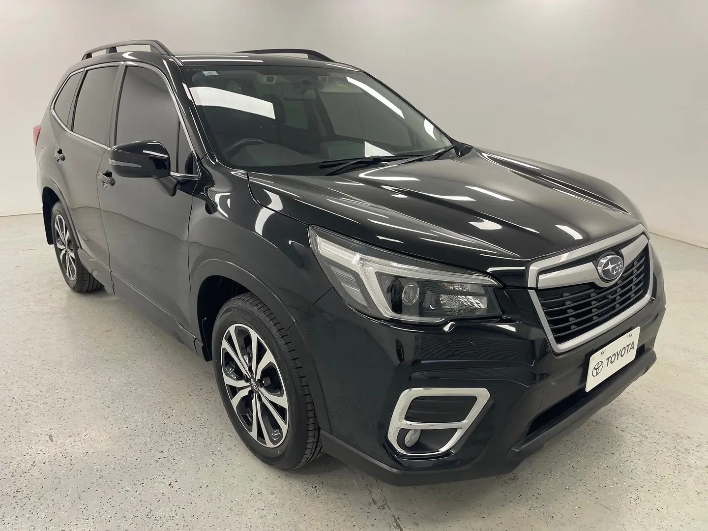 2021 Subaru Forester Gallery Image 1