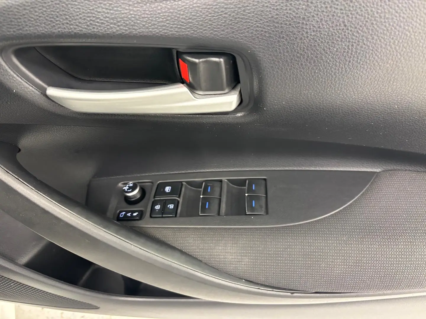 2019 Toyota Corolla Gallery Image 25
