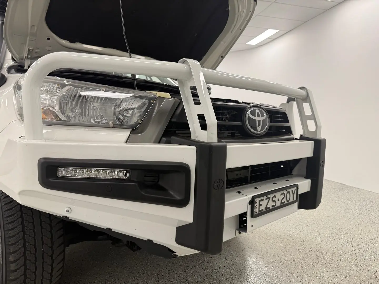 2023 Toyota Hilux Gallery Image 23