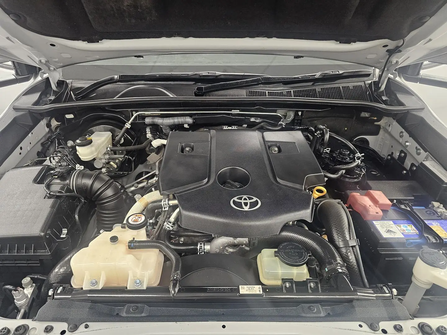 2018 Toyota Hilux Gallery Image 28