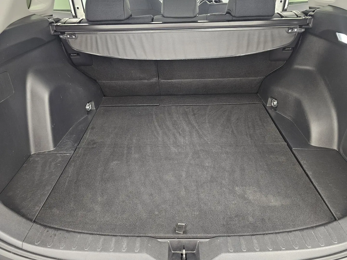 2022 Toyota RAV4 Gallery Image 18