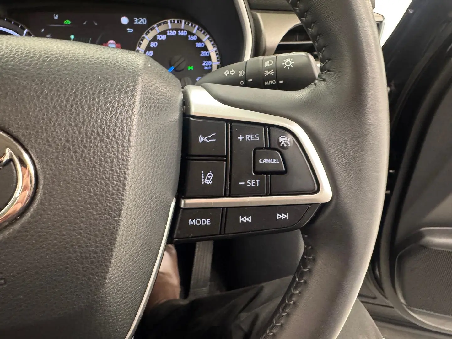 2023 Toyota Kluger Gallery Image 17