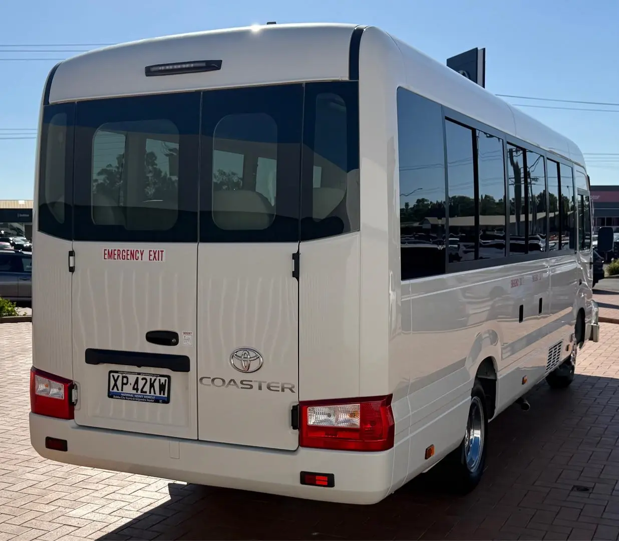 2025 Toyota Coaster Gallery Image 4