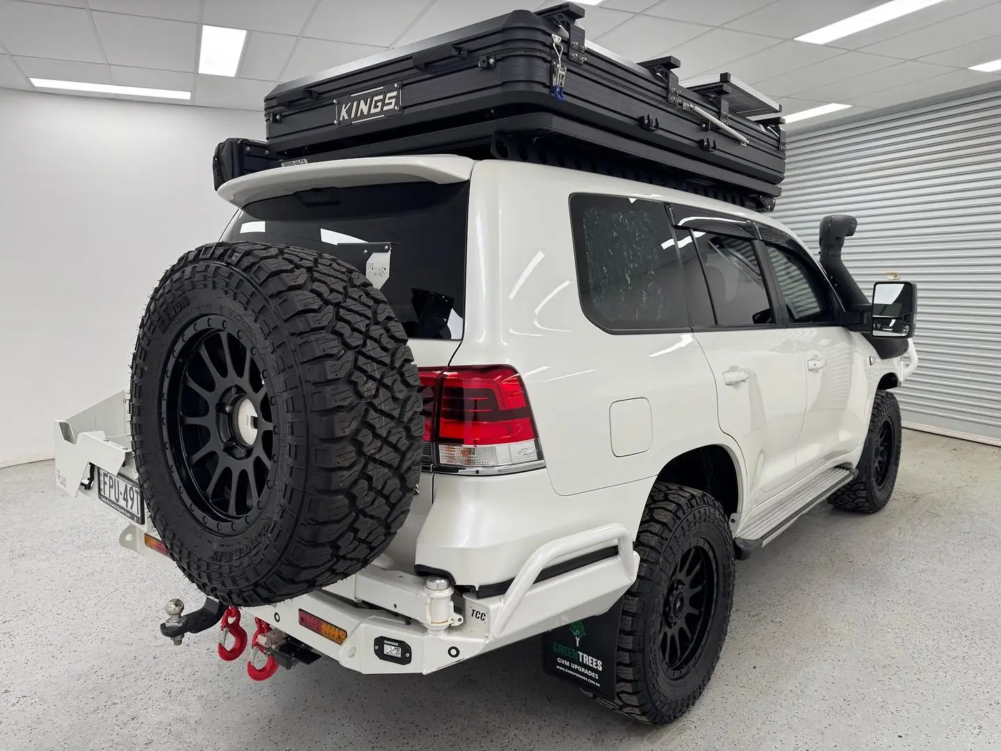 2017 Toyota Landcruiser Gallery Image 3