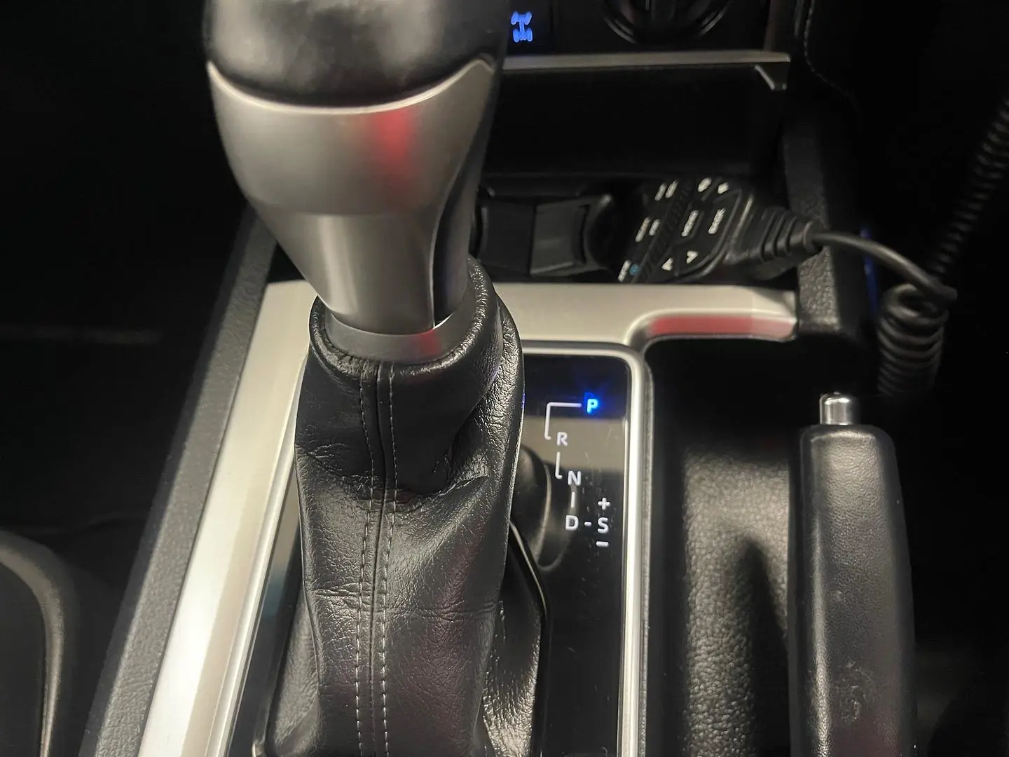 2022 Toyota Landcruiser Prado Gallery Image 32