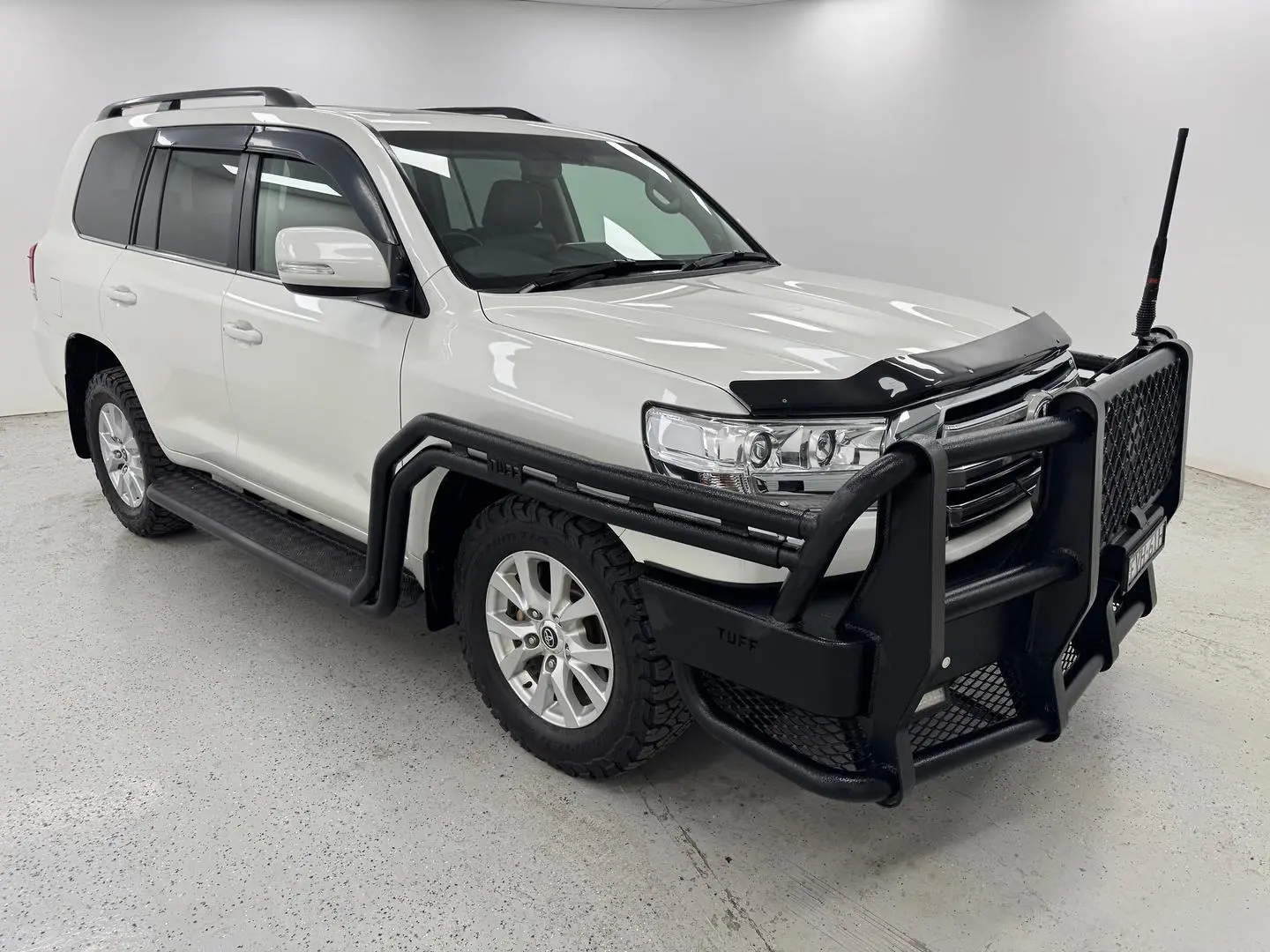 2020 Toyota Landcruiser Gallery Image 1