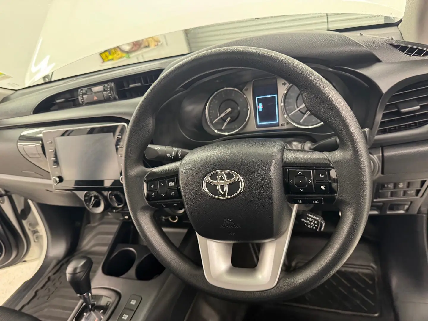 2021 Toyota Hilux Gallery Image 19