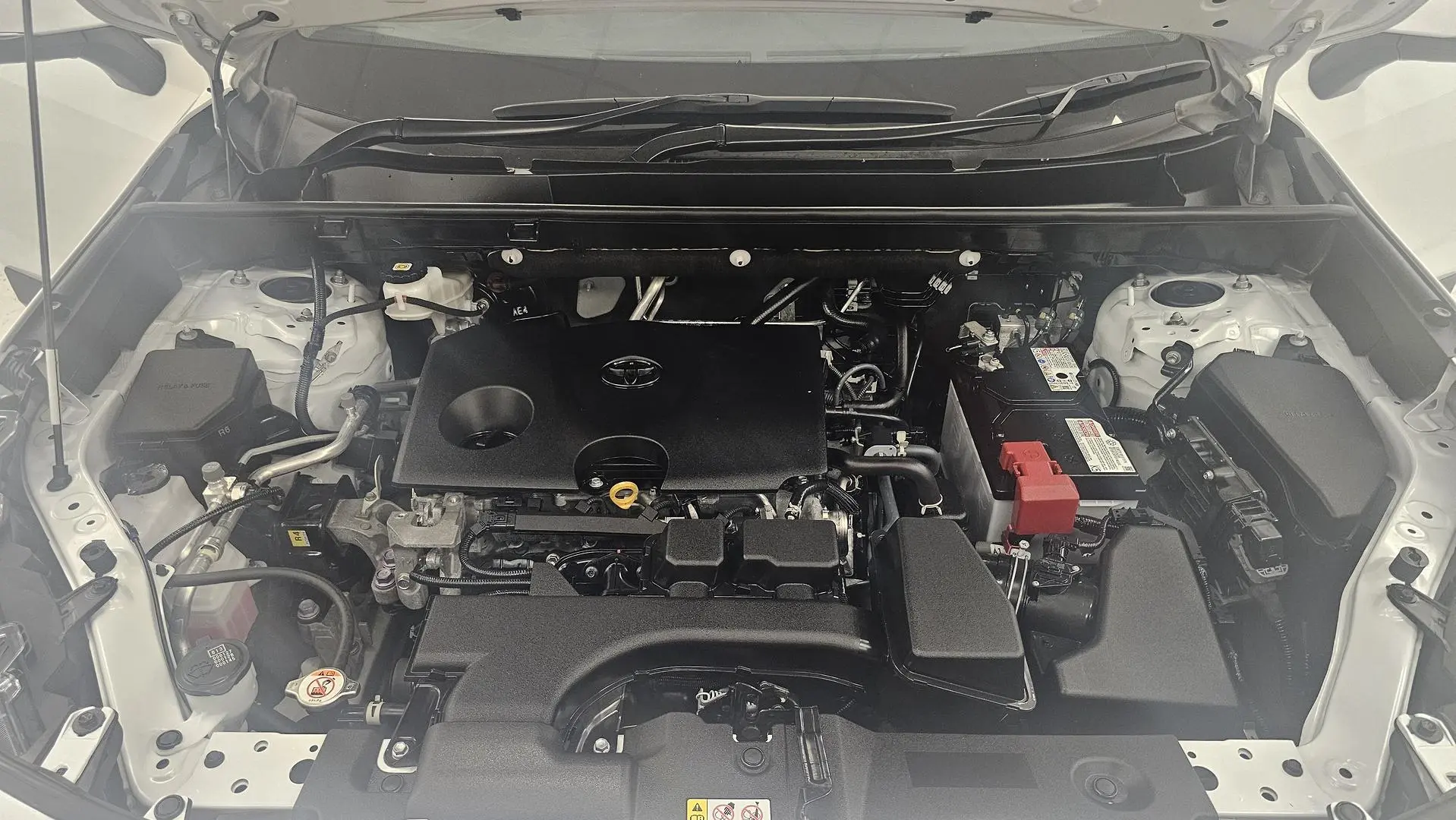 2023 Toyota RAV4 Gallery Image 27