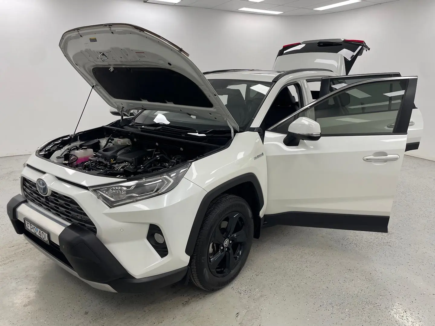 2020 Toyota RAV4 Gallery Image 14