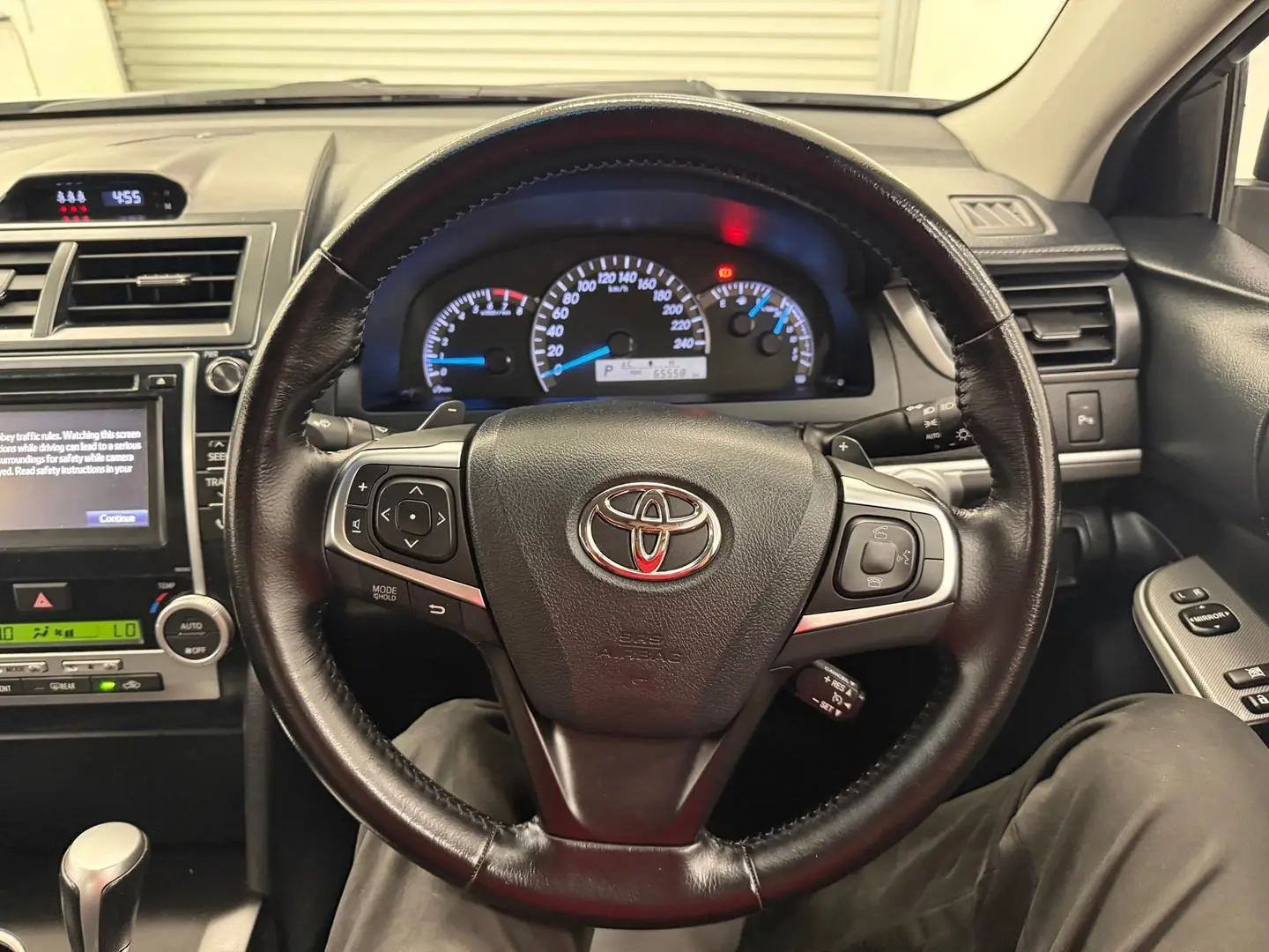 2015 Toyota Camry Gallery Image 27