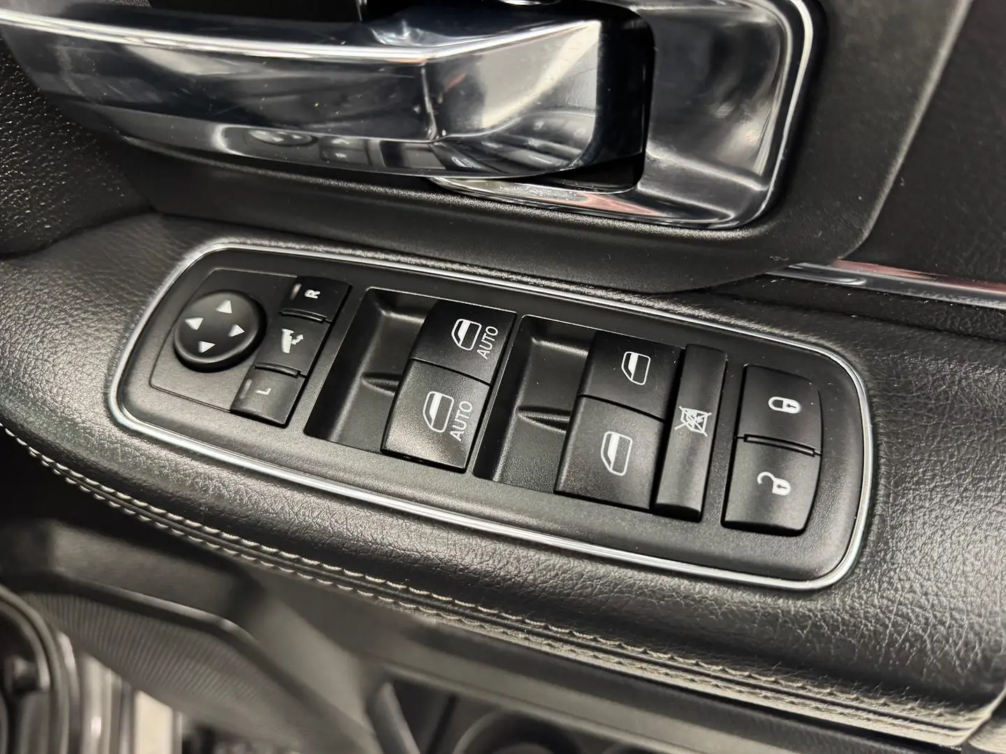 2019 RAM 1500 Gallery Image 17