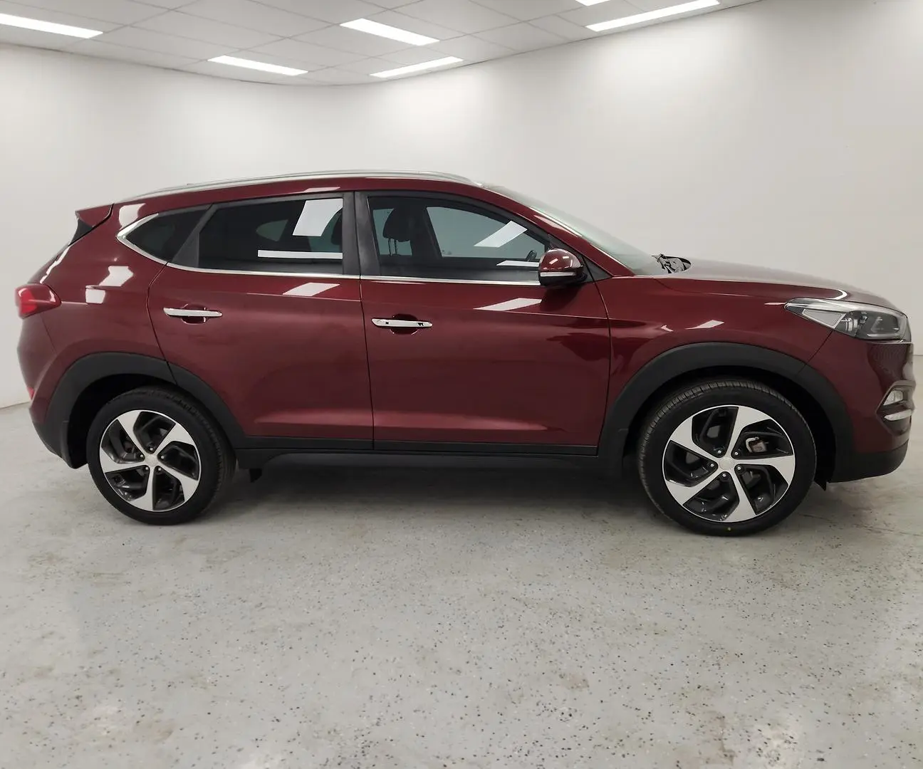 2016 Hyundai Tucson Gallery Image 2