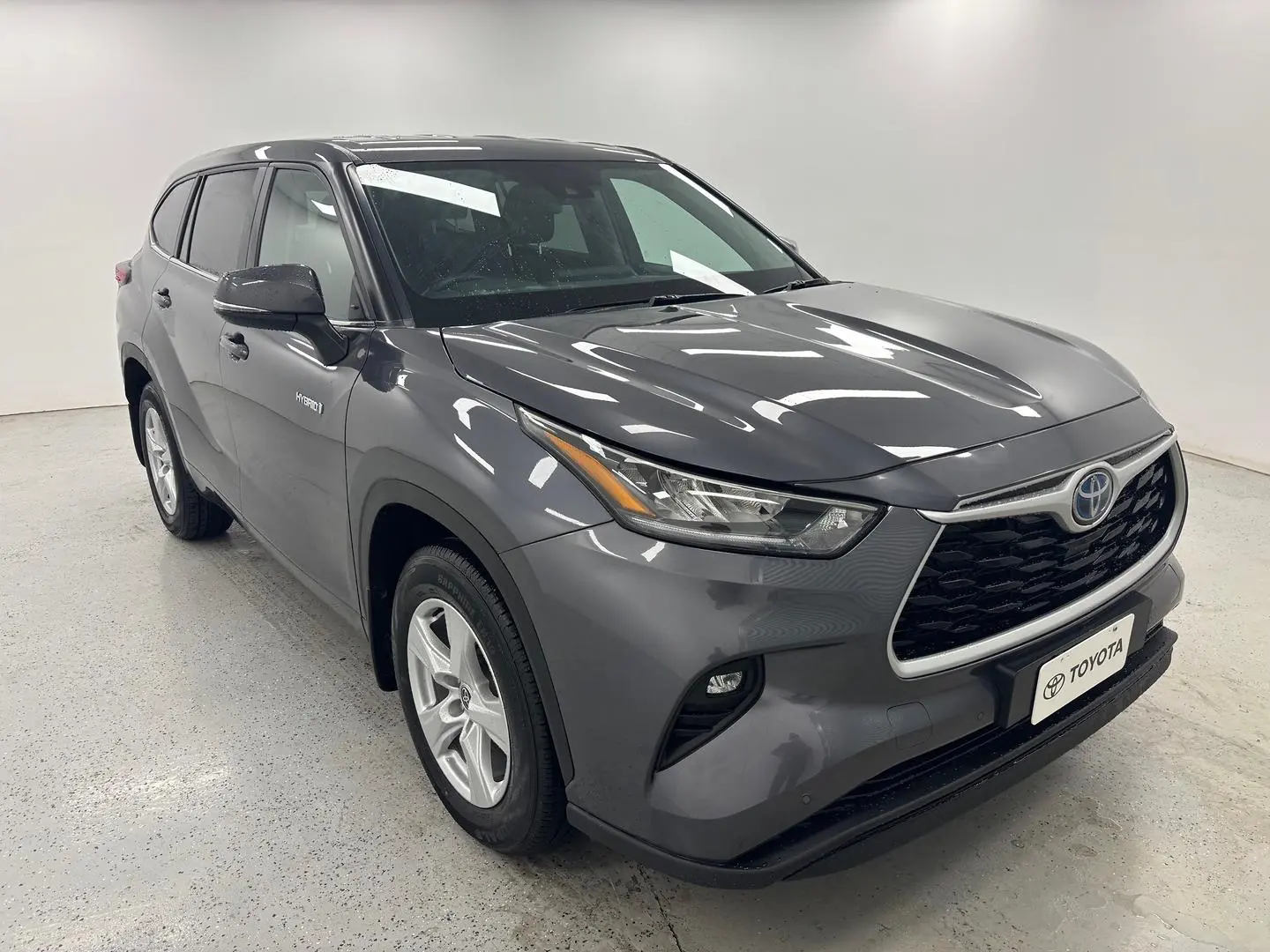 2023 Toyota Kluger Gallery Image 1