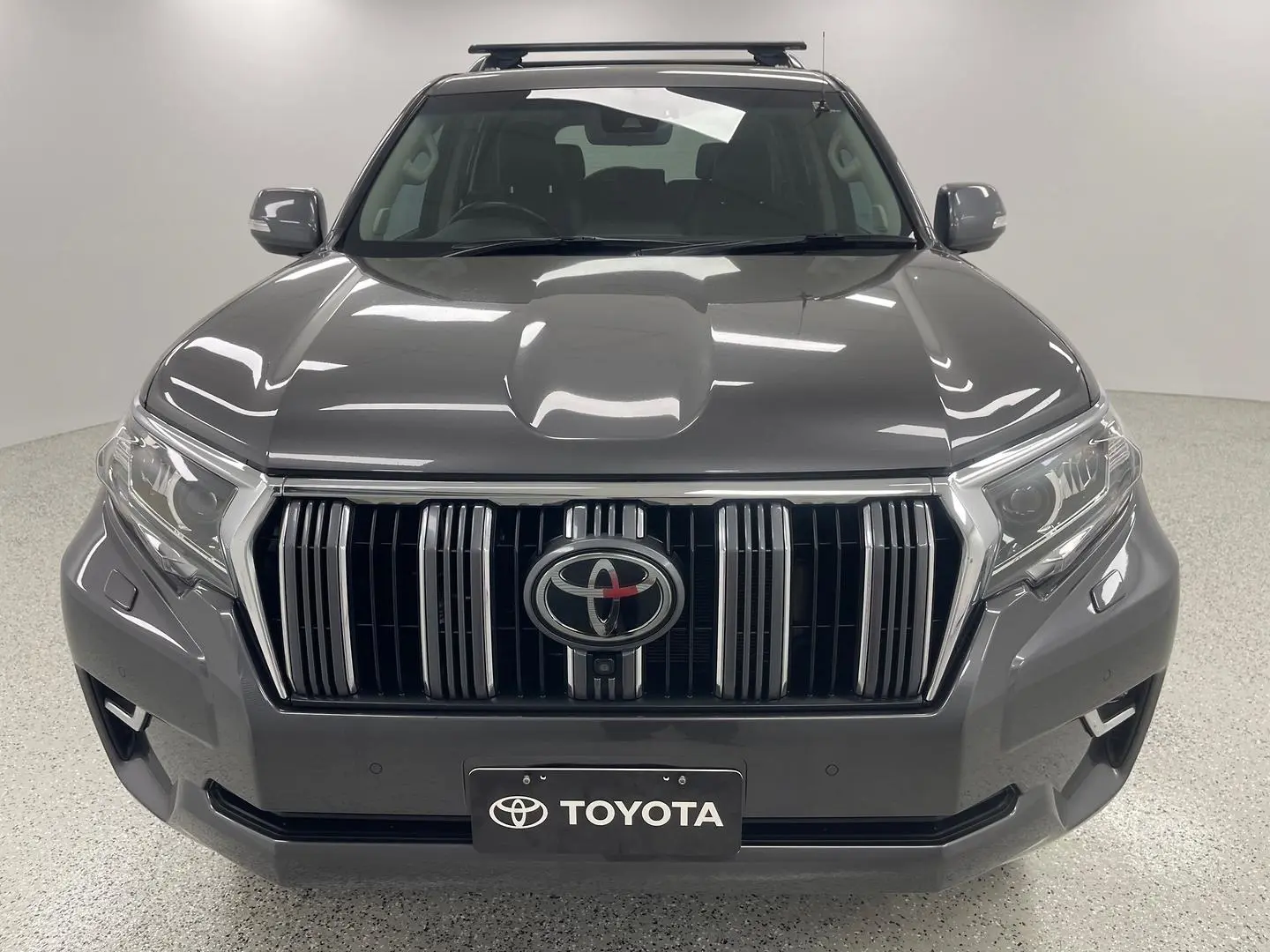 2022 Toyota Landcruiser Prado Gallery Image 42