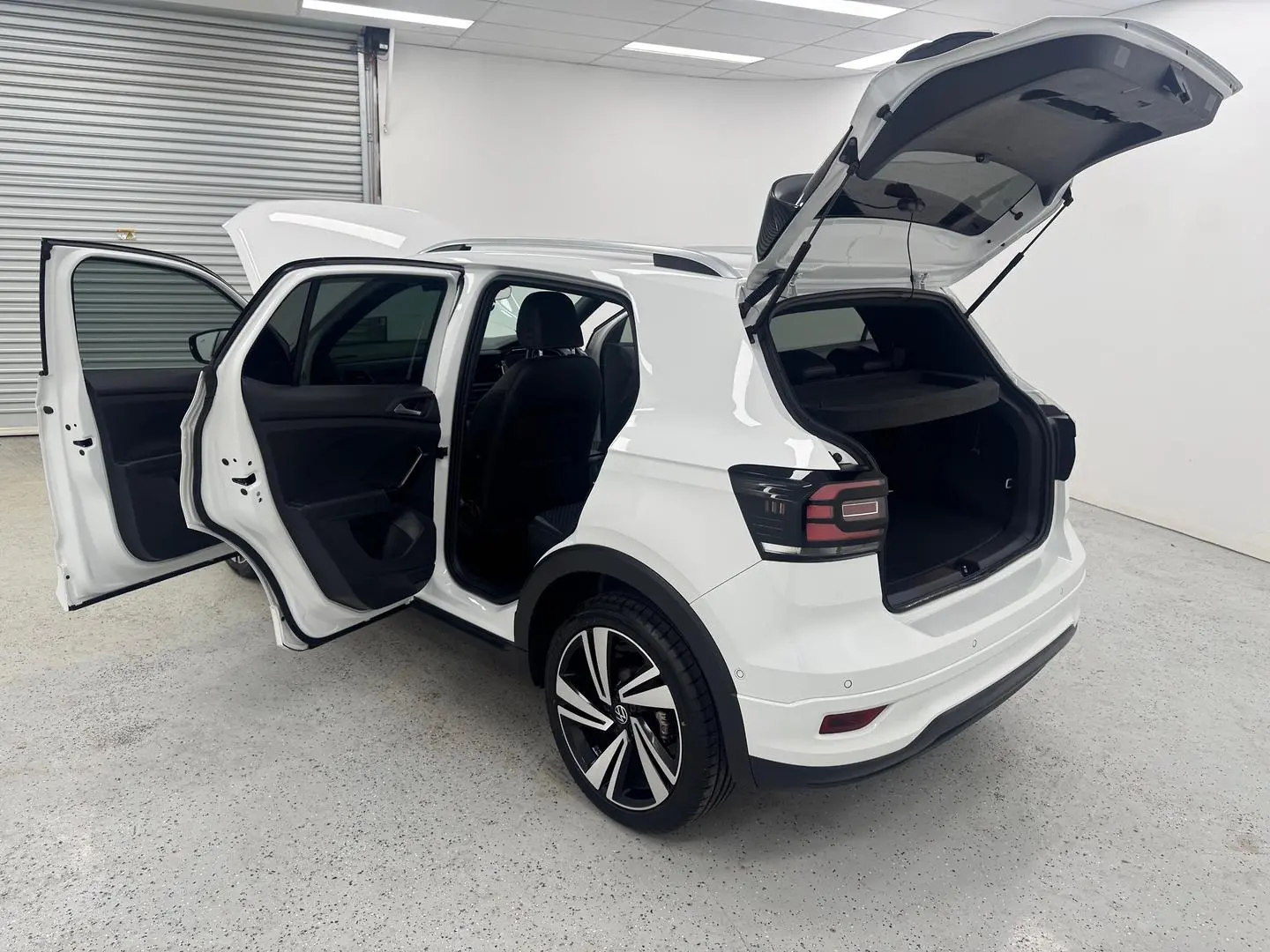 2021 Volkswagen T-Cross Gallery Image 10
