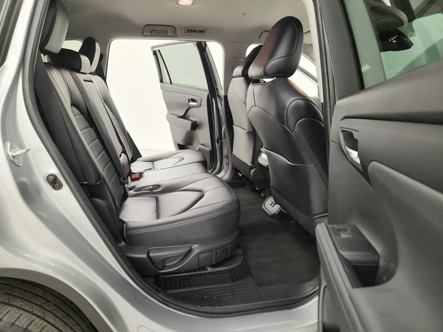 2023 Toyota Kluger Gallery Image 22