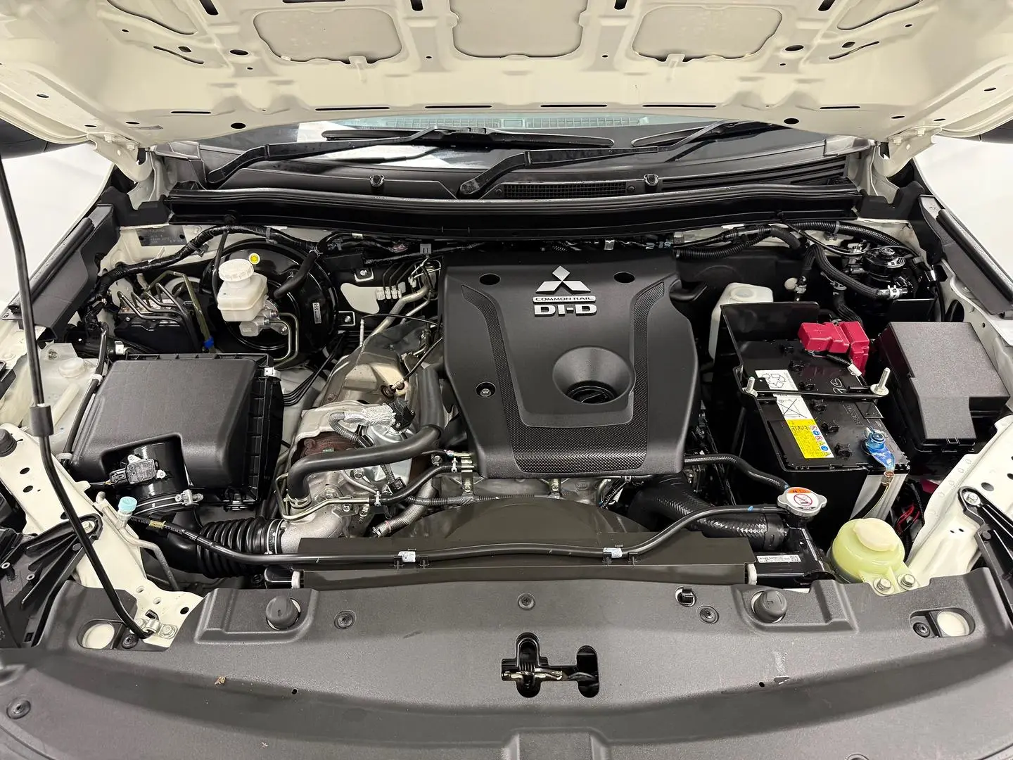 2021 Mitsubishi Triton Gallery Image 26