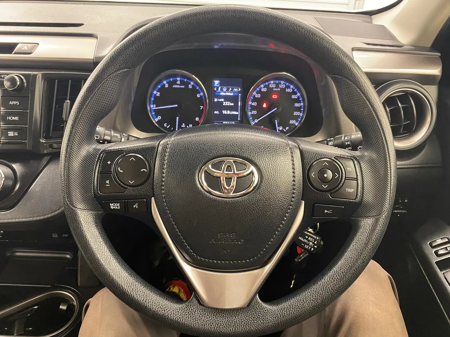 2018 Toyota Rav4 Gallery Image 23