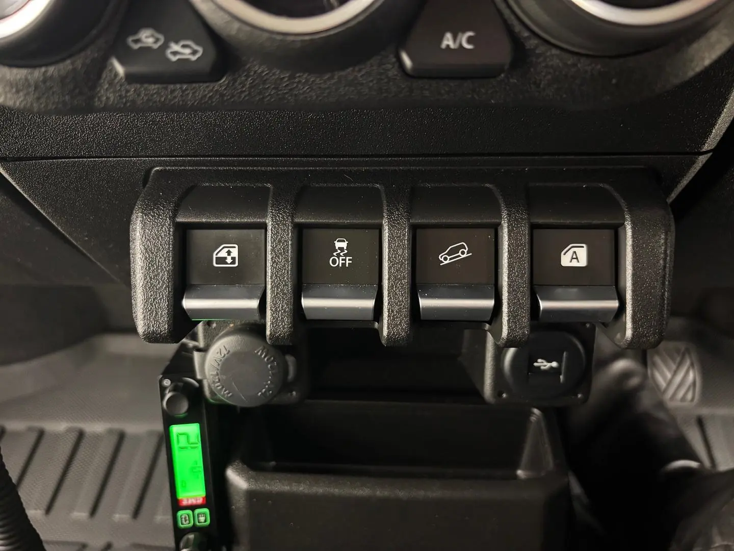 2019 Suzuki Jimny Gallery Image 31